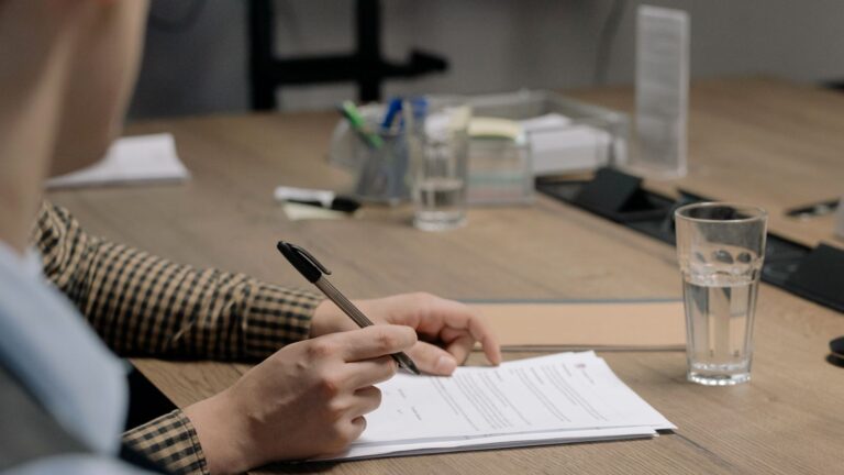 Lettre de démission du service civique : modèle et règles à suivre